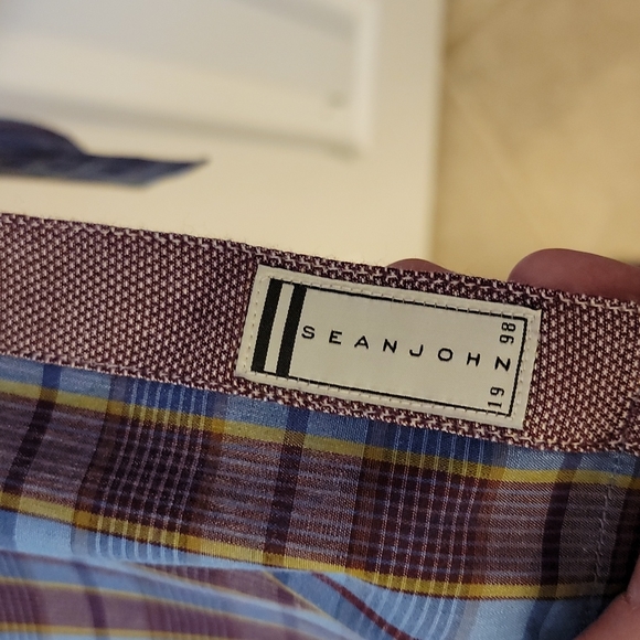 Sean Jean Men's button down short sleeve shirt, XXL - Picture 3 of 6
